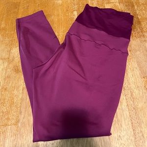 Nike Maternity Leggings L